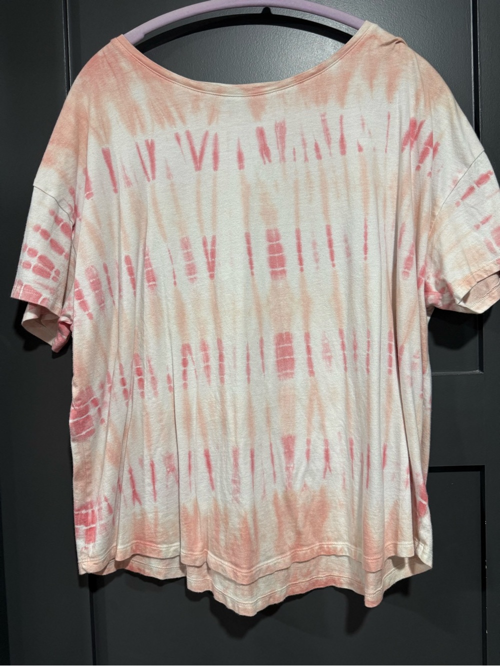 Old Navy Peach and Pink Tie-Dye Tee